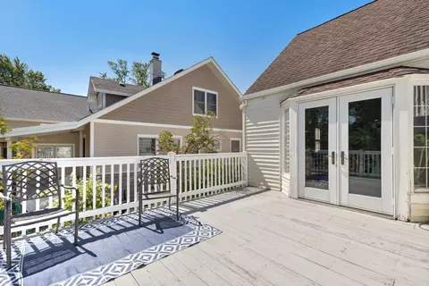 Exterior - 415 N Oak St, Itasca, IL 60143 photo 3 of 7