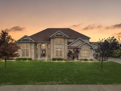 231 Raptor Ct, Forsyth, IL 62535