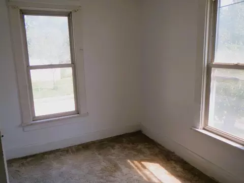 609 Jackson Ave, Dixon, IL 61021 photo 25