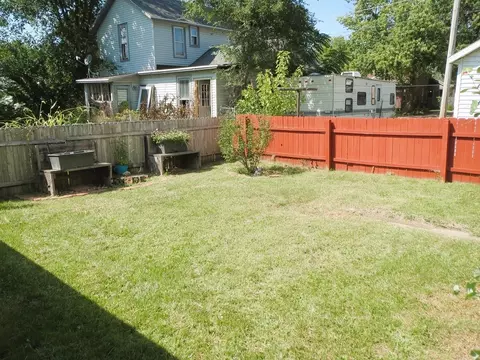 609 Jackson Ave, Dixon, IL 61021 photo 27