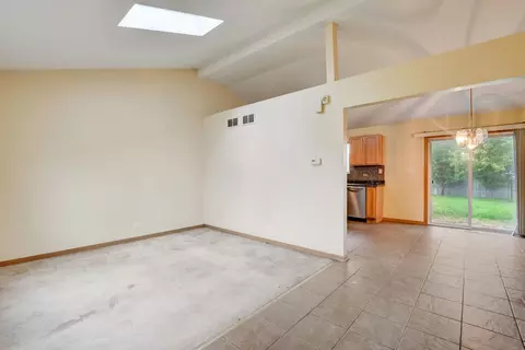 437 W 15th St, Chicago Heights, IL 60411 photo 8