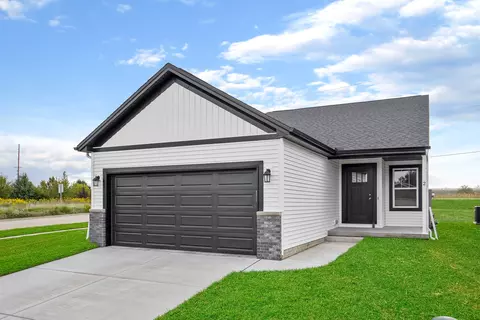 2 Megan Ct, Bloomington, IL 61701 photo 2