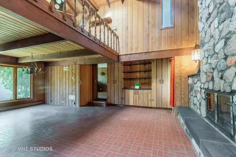 4331 Elm Rd, Gurnee, IL 60031 photo 4