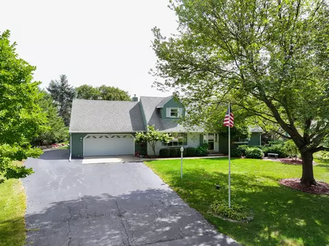 3802 22nd Ave, Sterling, IL 61081