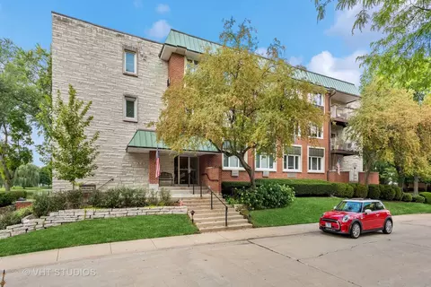 100 N Regency Dr E #204, Arlington Heights, IL 60004