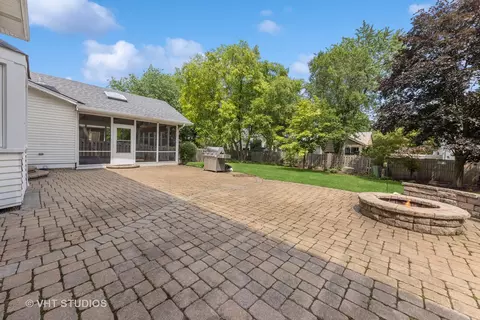 1943 Cromwell Dr, Wheaton, IL 60189 photo 35