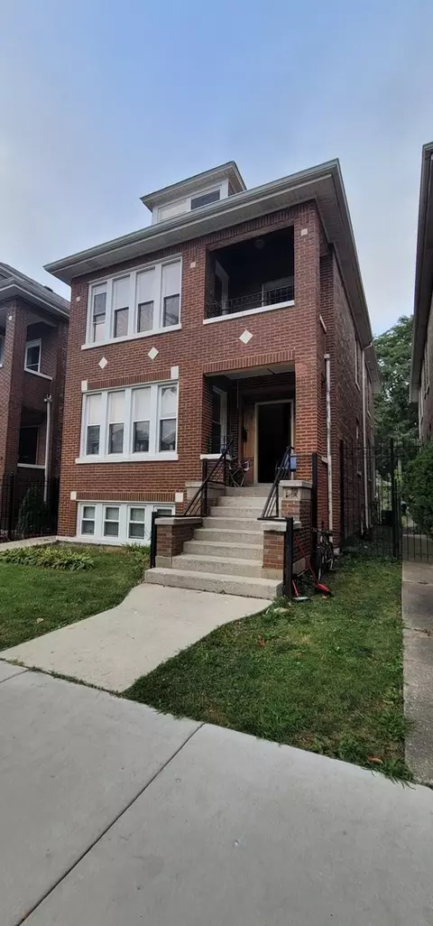 6822 S Talman Ave, Chicago, IL 60629