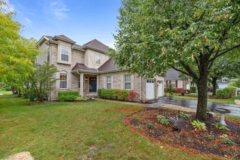 748 Darby Ct, Indian Creek, IL 60061
