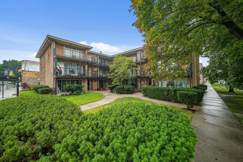 5308 S Kedzie Ave #103, Chicago, IL 60632