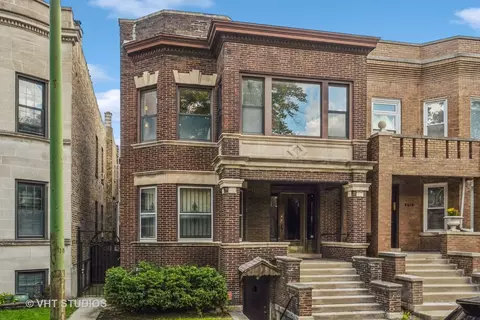 6617 S Minerva Ave, Chicago, IL 60637