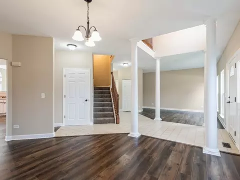 4800 Joyce Ln, Mchenry, IL 60050 photo 3