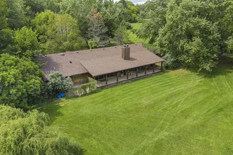 1010 Sunset Rd, Spring Grove, IL 60081 photo 2