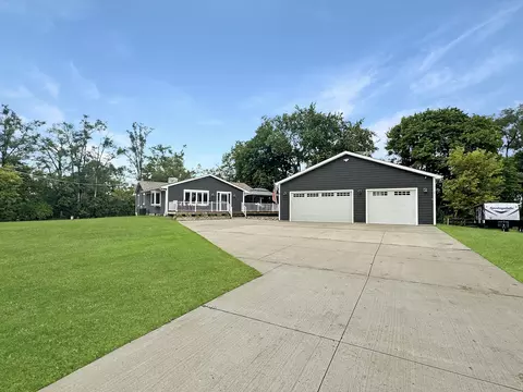 15004 W South Street Rd, Woodstock, IL 60098