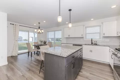 2809 Conlor Dr, Bloomington, IL 61704 photo 11