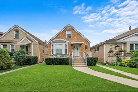 5030 N Moody Ave, Chicago, IL 60630