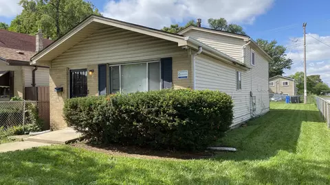 8908 S May St, Chicago, IL 60620 photo 2