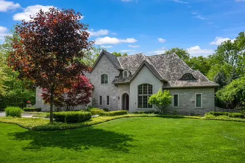 817 Greenacres Ln, Glenview, IL 60025