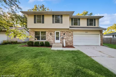 1717 Judy Ln, Dekalb, IL 60115