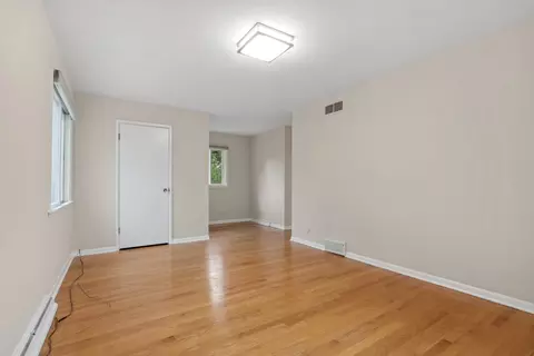 235 Willow Ave, Deerfield, IL 60015 photo 10