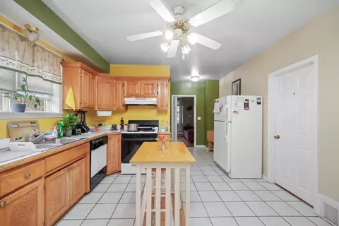 5413 S 74th Ave, Summit, IL 60501 photo 11