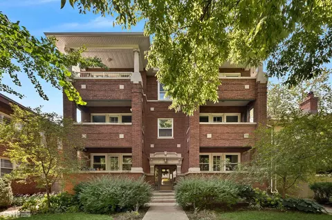 411 Washington Blvd #1, Oak Park, IL 60302