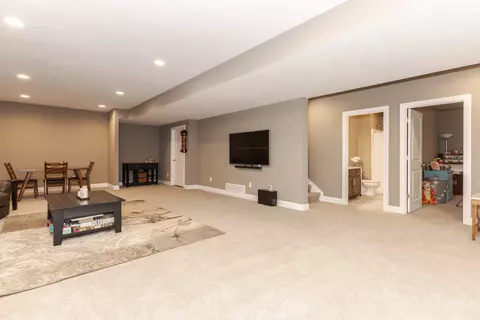 4 Ann Arbor Ct, Bloomington, IL 61705 photo 39