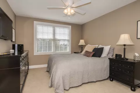 4 Ann Arbor Ct, Bloomington, IL 61705 photo 32