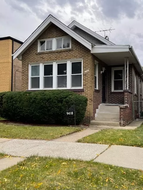 9418 S Prairie Ave, Chicago, IL 60619