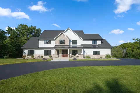 28 Fox Ln, Palos Park, IL 60464