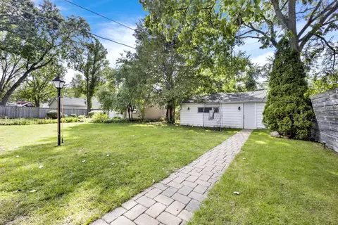 56 Kimbark Rd, Riverside, IL 60546 photo 31