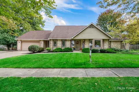 610 Lund Ln, Batavia, IL 60510