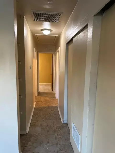 1607 Summit Ridge Rd, Champaign, IL 61821 photo 8