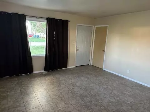 1607 Summit Ridge Rd, Champaign, IL 61821 photo 5