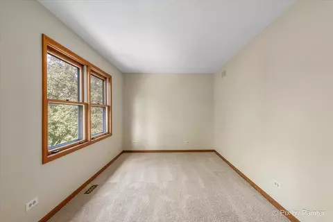 2300 Periwinkle Ln, Algonquin, IL 60102 photo 31