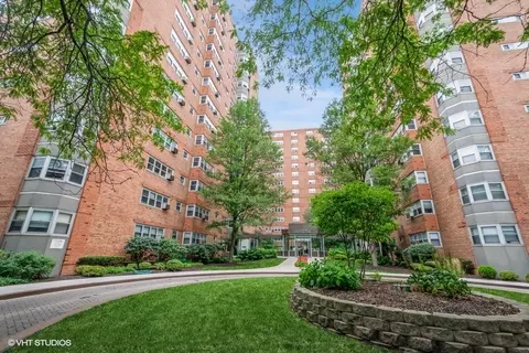 4970 N Marine Dr #1130, Chicago, IL 60640