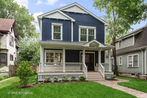 2122 Noyes St, Evanston, IL 60201