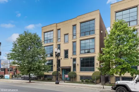 2548 W Irving Park Rd #3E, Chicago, IL 60618