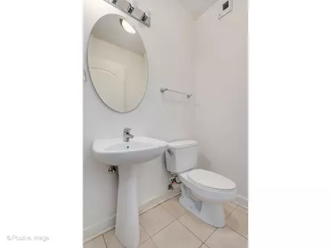 450 E Waterside Dr #1010, Chicago, IL 60601 photo 11
