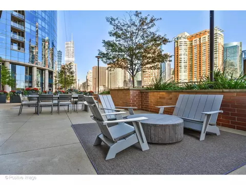 450 E Waterside Dr #1010, Chicago, IL 60601 photo 18