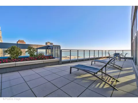450 E Waterside Dr #1010, Chicago, IL 60601 photo 24