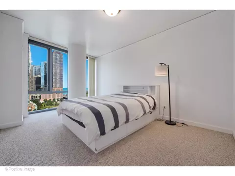 450 E Waterside Dr #1010, Chicago, IL 60601 photo 13