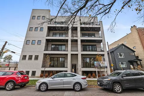 2140 N Rockwell St #1, Chicago, IL 60647