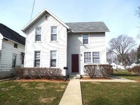 308 6th Ave, Rock Falls, IL 61071