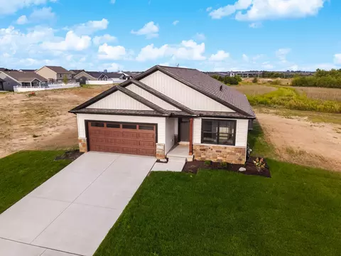 1211 Granite Way, Normal, IL 61761 photo 4