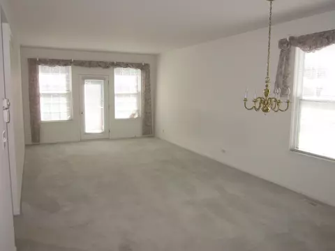 273 Torino Dr, Cary, IL 60013 photo 5