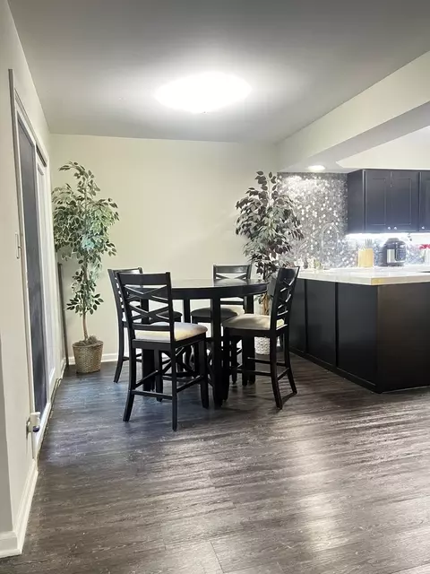 445 Buckeye Dr, Wheeling, IL 60090 photo 8