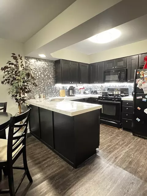 445 Buckeye Dr, Wheeling, IL 60090 photo 9