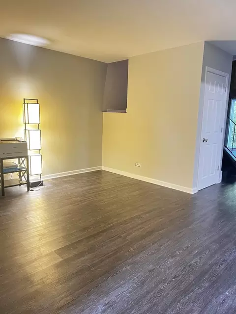 445 Buckeye Dr, Wheeling, IL 60090 photo 4