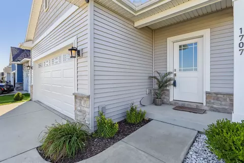 1707 Eagle Rd, Champaign, IL 61822 photo 4