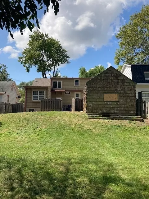 1021 Logan Ave, Elgin, IL 60120 photo 18